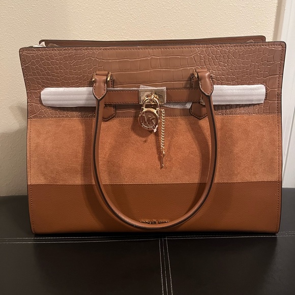 Michael Kors large handbag - Picture 1 of 4